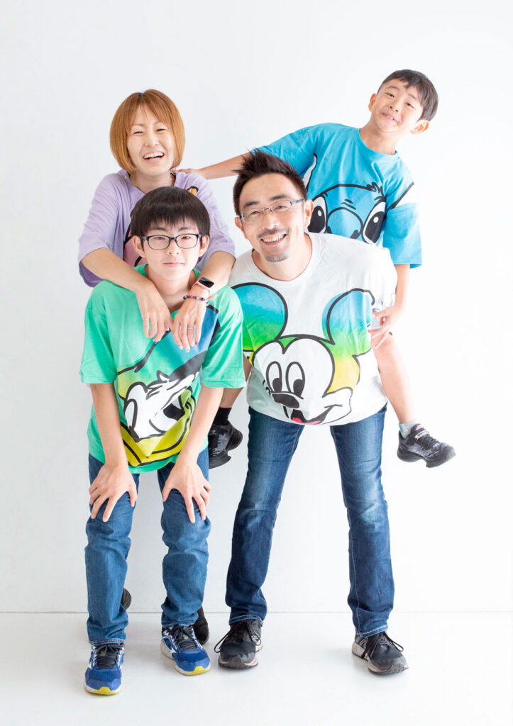 ファミリー：キャラクターのリンクコーデで合わせた家族