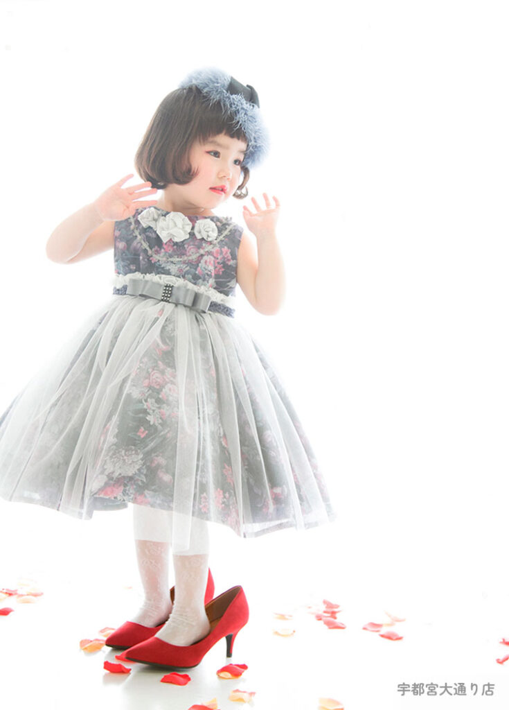 大人っぽいグレーにチュールの七五三3才女の子のドレス