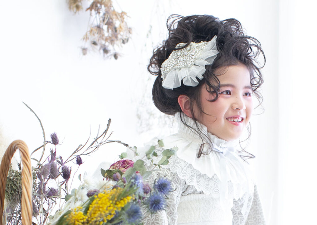 7歳のヘアスタイル_ゆるふわシニヨン_6