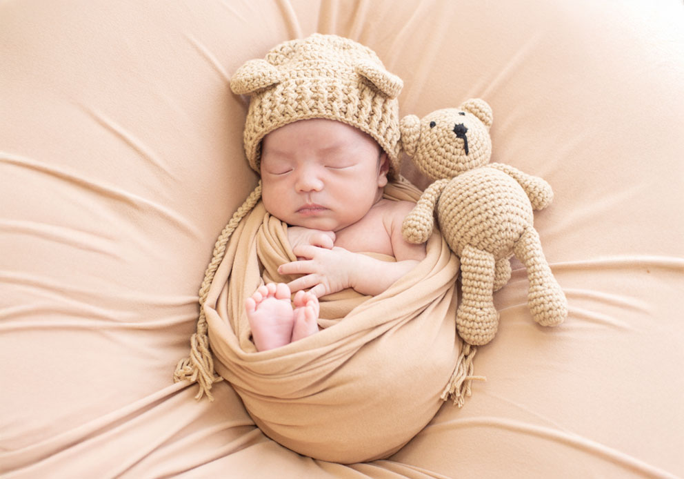 ニューボーンフォトのかわいいコスチューム_スタジオかれん