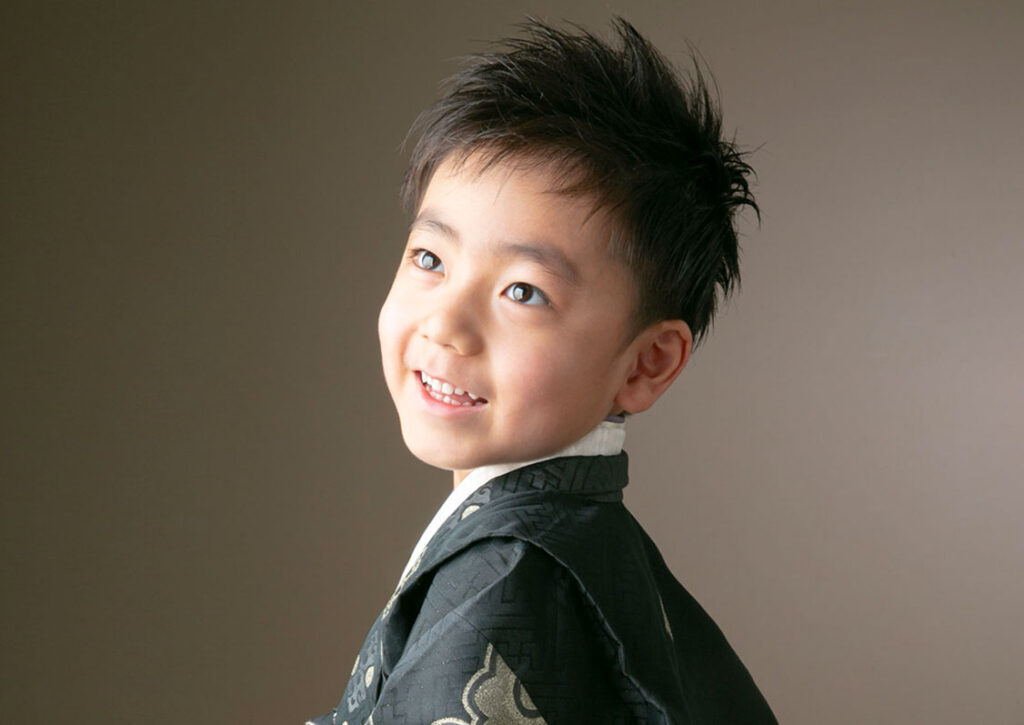 5歳のヘアスタイル_短めヘアアレンジ