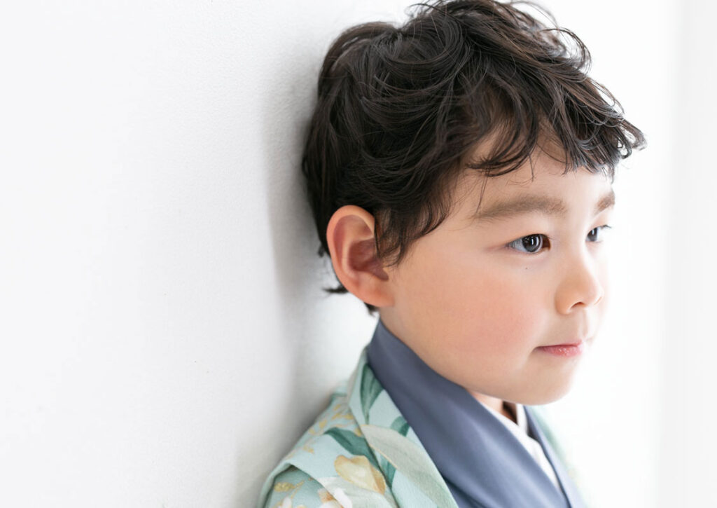 5歳のヘアスタイル_カーリーヘア１