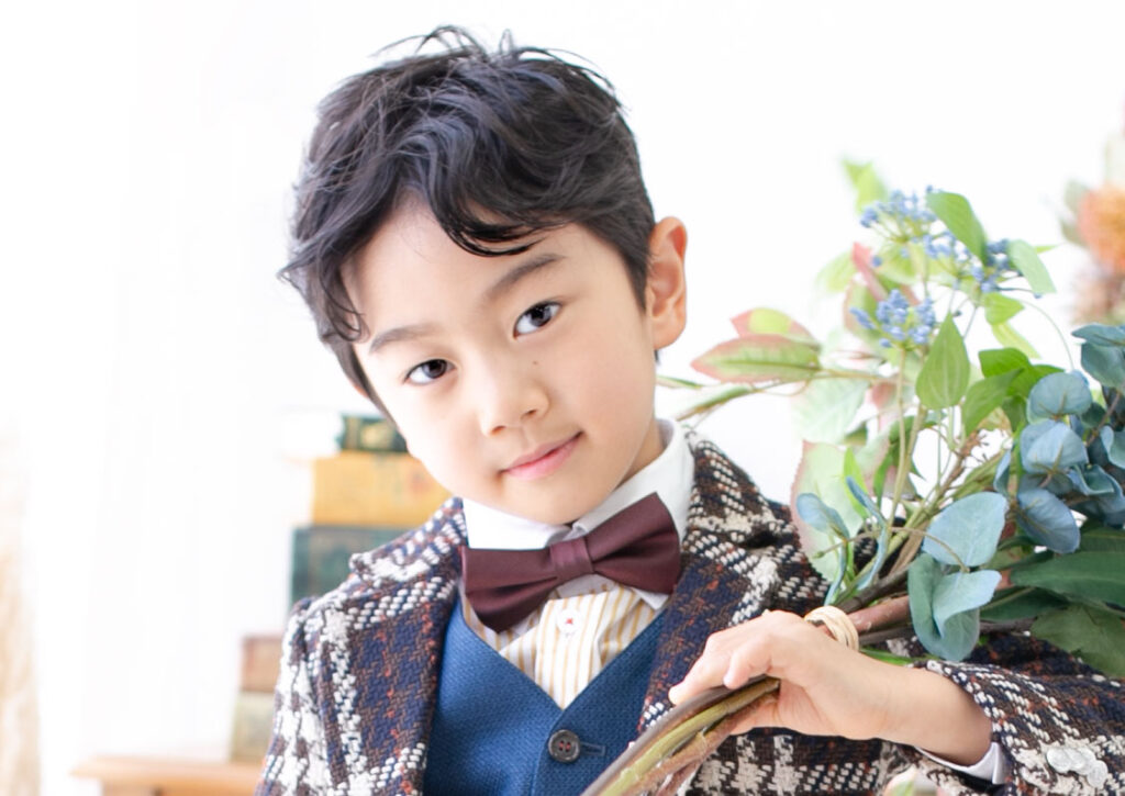 5歳のヘアスタイル_カーリーヘア２